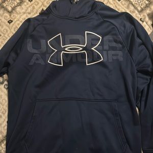 Men’s small under armour sweatshirt